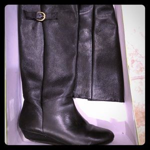 Steve Madden intyce Black Wedge boot 8
